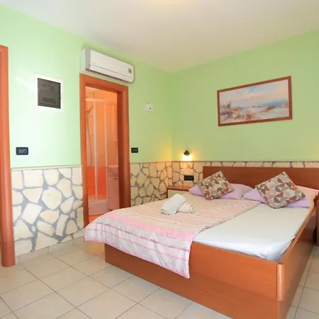 Studio Duce 16407b *